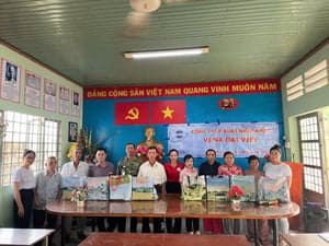 VINIMEX tiếp nối hành trình chia sẻ yêu thương Tháng 12 - 2024 - รูปภาพจาก Vinimex Group