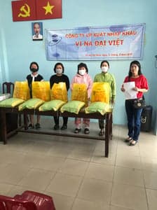 2024 - HỖ TRỢ BÀ CON KHÓ KHĂN TẠI HÓC MÔN, CỦ CHI - รูปภาพจาก Vinimex Group