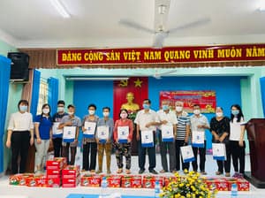 2022 - XUÂN YÊU THƯƠNG 30 PHƯỜNG XÃ CÁC HỘ GIA ĐÌNH NHIỄM CHẤT ĐỘC DA CAM - รูปภาพจาก Vinimex Group
