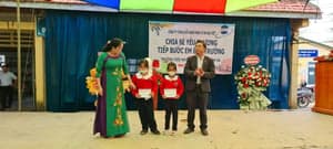 2022 - CHIA SẺ NĂM HỌC MỚI, PHÁT BALO - รูปภาพจาก Vinimex Group