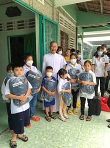 2022 - CHIA SẺ NĂM HỌC MỚI, PHÁT BALO - รูปภาพจาก Vinimex Group