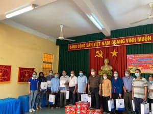 2022 - XUÂN YÊU THƯƠNG 30 PHƯỜNG XÃ CÁC HỘ GIA ĐÌNH NHIỄM CHẤT ĐỘC DA CAM - รูปภาพจาก Vinimex Group