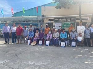 2023 - XUÂN YÊU THƯƠNG 30 PHƯỜNG XÃ CÁC HỘ GIA ĐÌNH NHIỄM CHẤT ĐỘC DA CAM - รูปภาพจาก Vinimex Group