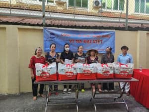 2024 - HỖ TRỢ BÀ CON KHÓ KHĂN TẠI QUẬN 6 (HCM) - รูปภาพจาก Vinimex Group