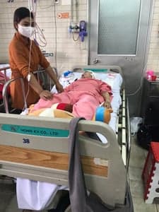 2020 - GIÚP ĐỠ EM CAO TRỰC, ANH DUY, SƯ CÔ THANH TRÚC BỊ BỆNH - รูปภาพจาก Vinimex Group