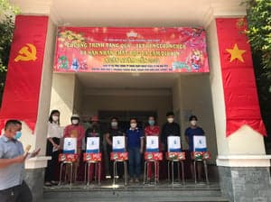 2022 - XUÂN YÊU THƯƠNG 30 PHƯỜNG XÃ CÁC HỘ GIA ĐÌNH NHIỄM CHẤT ĐỘC DA CAM - รูปภาพจาก Vinimex Group