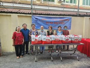 2024 - HỖ TRỢ BÀ CON KHÓ KHĂN TẠI QUẬN 6 (HCM) - รูปภาพจาก Vinimex Group