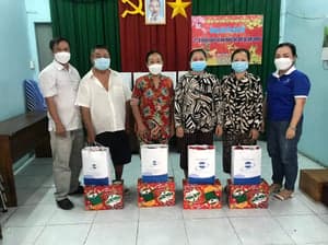 2022 - XUÂN YÊU THƯƠNG 30 PHƯỜNG XÃ CÁC HỘ GIA ĐÌNH NHIỄM CHẤT ĐỘC DA CAM - รูปภาพจาก Vinimex Group