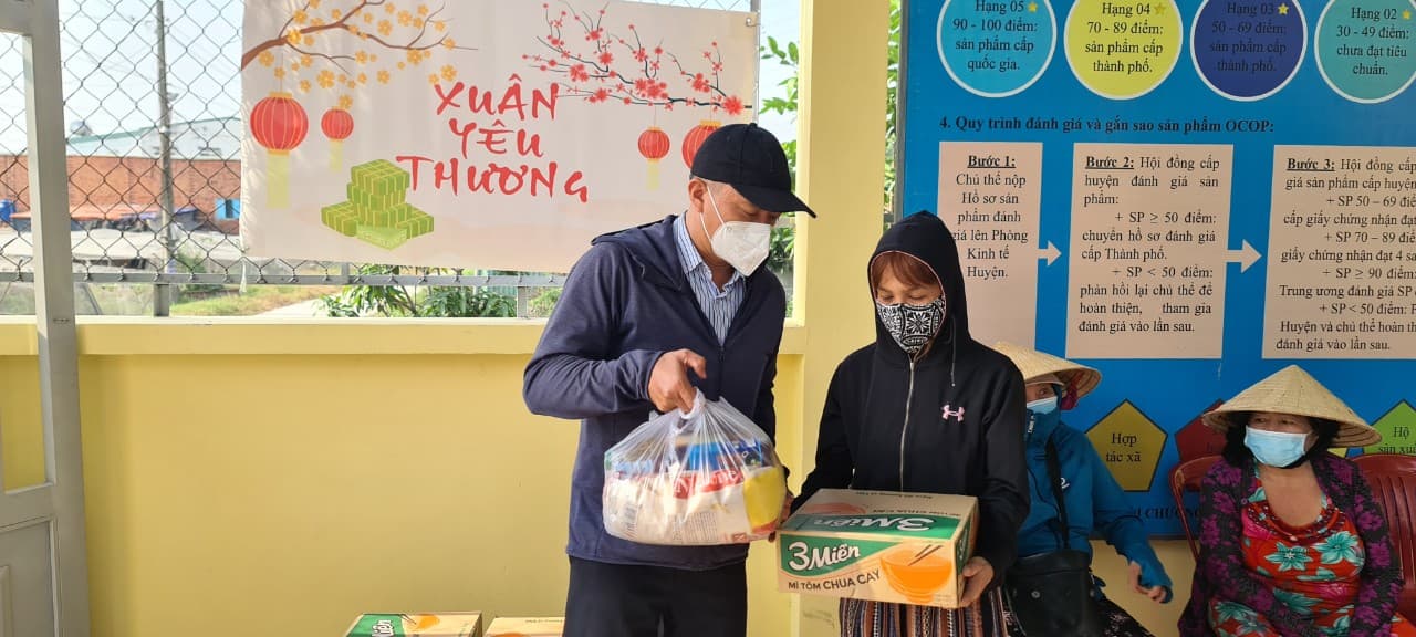 2022 - PHÁT THUỐC MIỄN PHÍ BỆNH NHÂN NGHÈO - Tin tức từ Vinimex Group