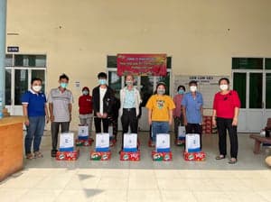 2022 - XUÂN YÊU THƯƠNG 30 PHƯỜNG XÃ CÁC HỘ GIA ĐÌNH NHIỄM CHẤT ĐỘC DA CAM - รูปภาพจาก Vinimex Group