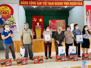 2022 - XUÂN YÊU THƯƠNG 30 PHƯỜNG XÃ CÁC HỘ GIA ĐÌNH NHIỄM CHẤT ĐỘC DA CAM - รูปภาพจาก Vinimex Group