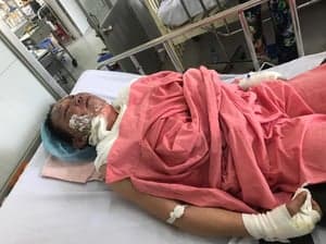 2020 - GIÚP ĐỠ EM CAO TRỰC, ANH DUY, SƯ CÔ THANH TRÚC BỊ BỆNH - รูปภาพจาก Vinimex Group