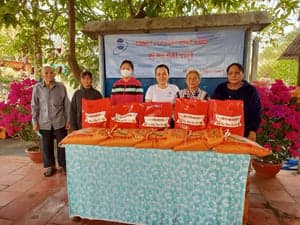 2024 - CHIA SẺ QUÀ TẾT BÀ CON ẤP XÓM CHÙA (CỦ CHI) - រូបភាពពី Vinimex Group