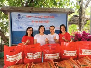 2024 - CHIA SẺ QUÀ TẾT BÀ CON ẤP XÓM CHÙA (CỦ CHI) - រូបភាពពី Vinimex Group